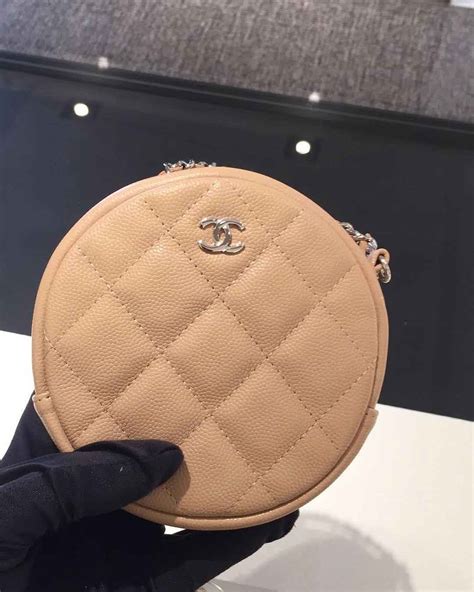 chanel round classic clutch with chain review|Chanel clutch with hand strap.